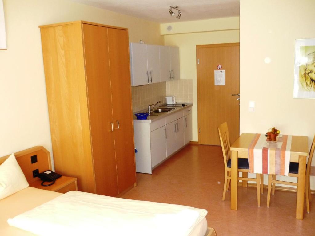 Pension Im Malerwinkel Калльмюнц Номер фото